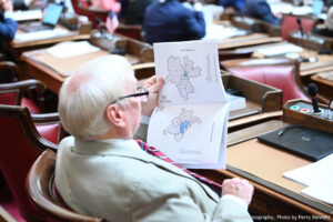 House Redistricting Committee OKs 100-district map, sends it to House floor